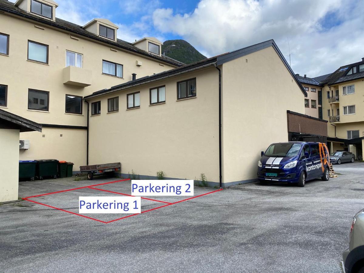 Åndalsnes Sentrum App3 Apartment Bagian luar foto
